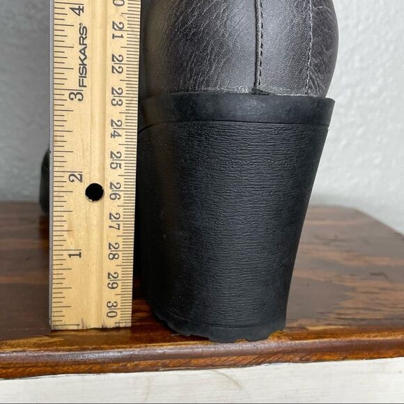 Zigi Soho Gray Kastle Chelsea Double Buckle Chunky Heel Ankle Boots Size 7.5 - Picture 11 of 16